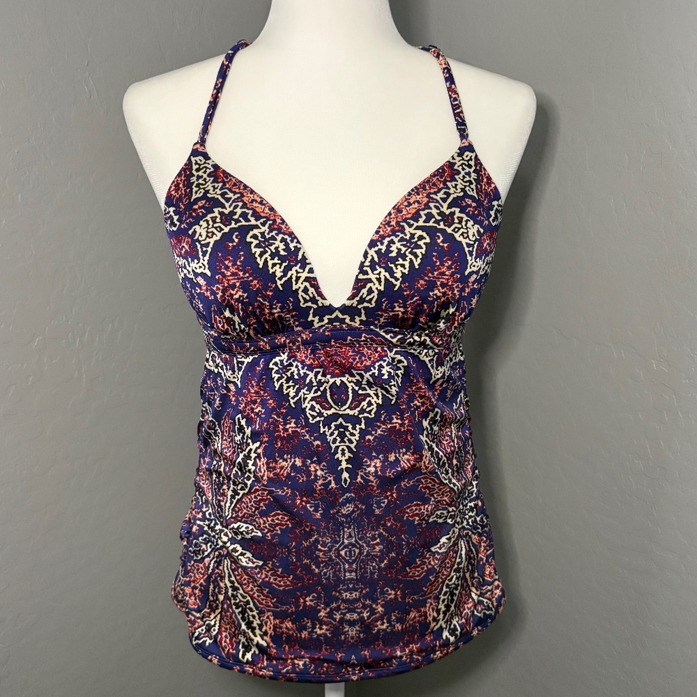 Athleta Swimsuit Top Size M